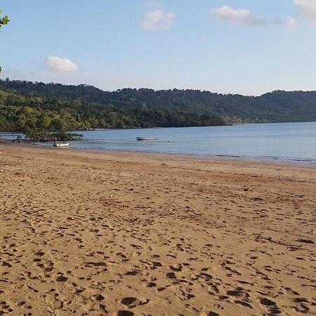 Joli F3 A Une Minute De La Plage Boueni Экстерьер фото