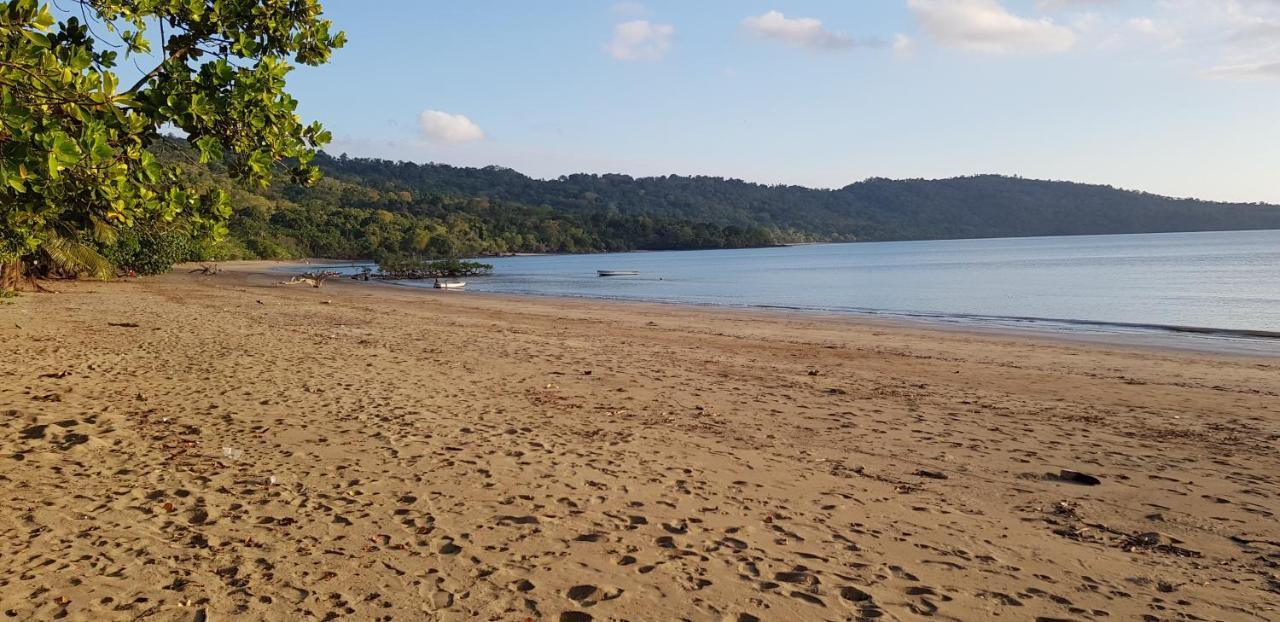 Joli F3 A Une Minute De La Plage Boueni Экстерьер фото